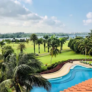 Resort Orchid Country Club, Singapore